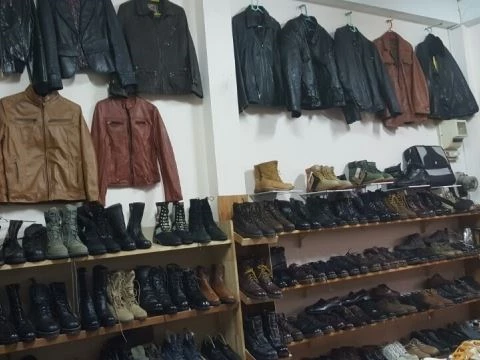 Chợ quần áo hàng thùng Kim Liên - Thiên đường của các tín đồ thời trang đẹp-độc-lạ